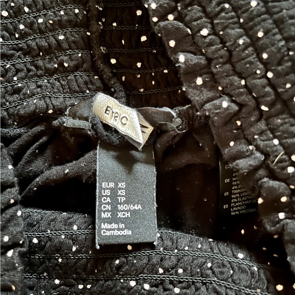 H&M Polka Dot Black Skirt - Picture 2 of 2